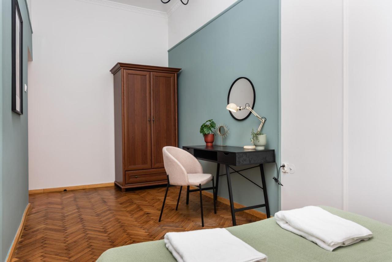 Classy Old Town Apartment - By Upstairs Kraków Eksteriør billede